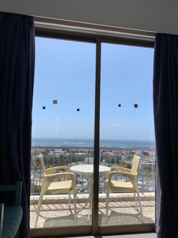 Balkón nebo terasa v ubytování Axiothea Hotel