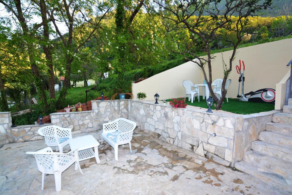 Zahrada ubytování Holiday Home Cattaro
