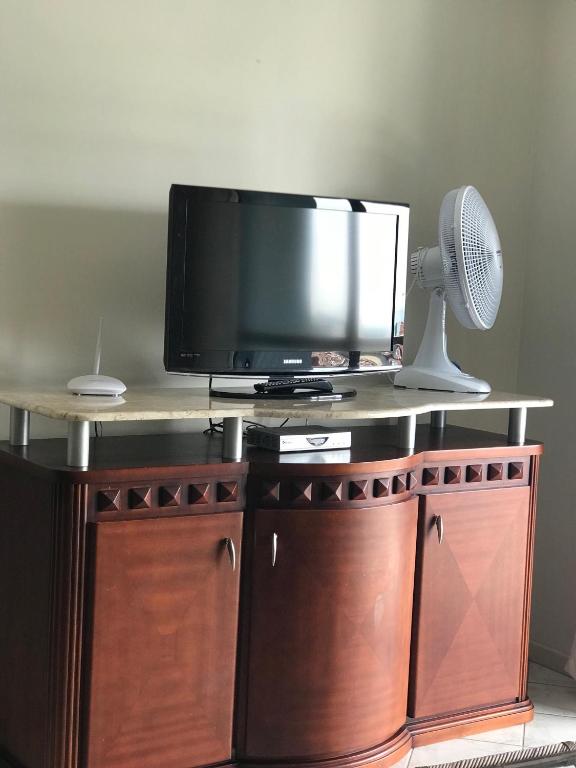  APARTAMENTO 3 DORMITÓRIOS NO CENTRO DE BOMBINHAS