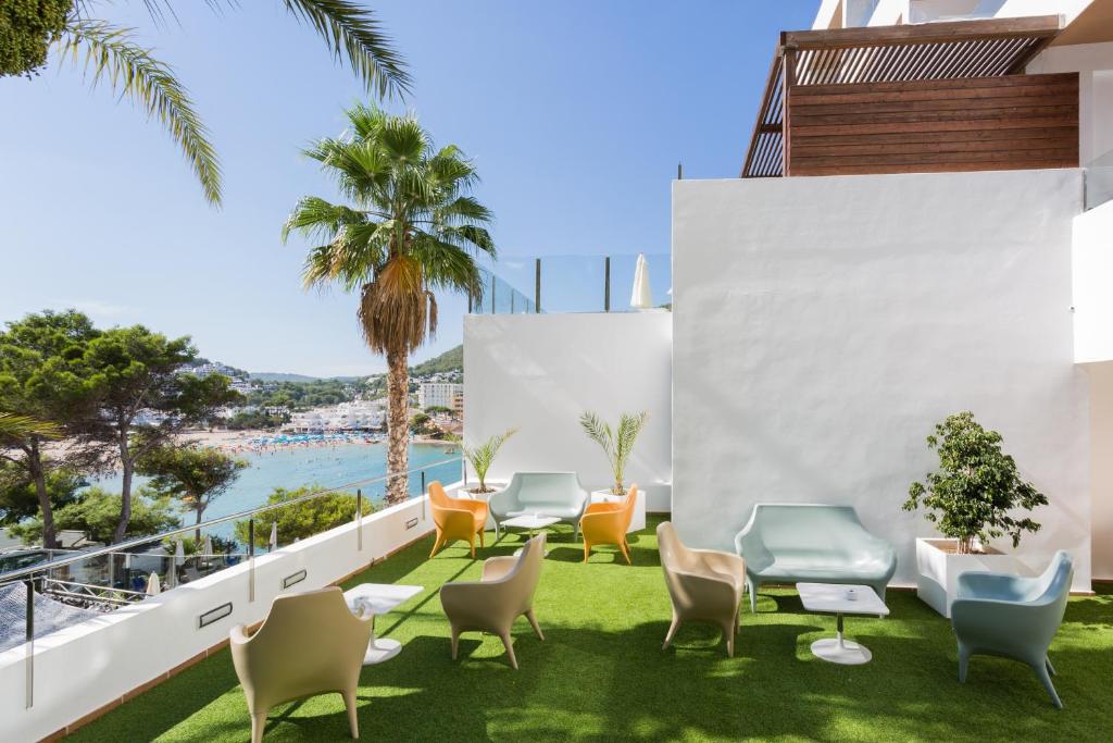 Palladium Hotel Cala Llonga - Adults Only, Cala Llonga ...