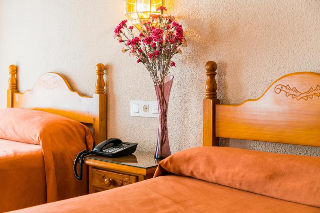 Hotel La Nava (스페인 Iznalloz) - Booking.com