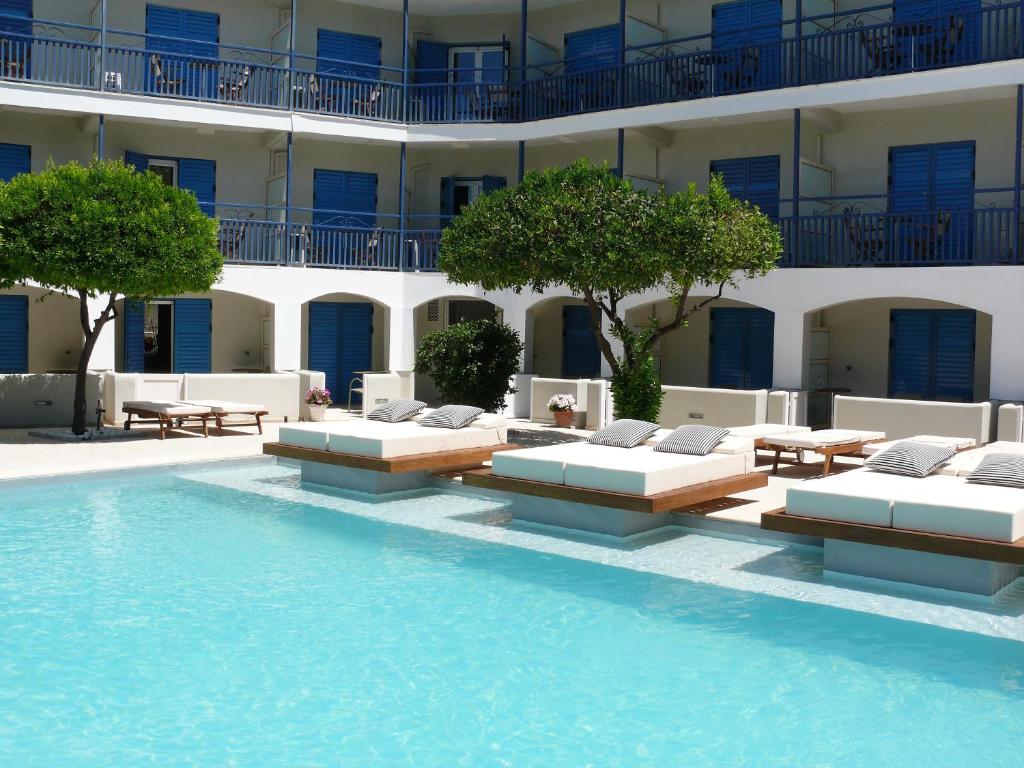 Bazén v ubytování Danae Hotel nebo v jeho okolí