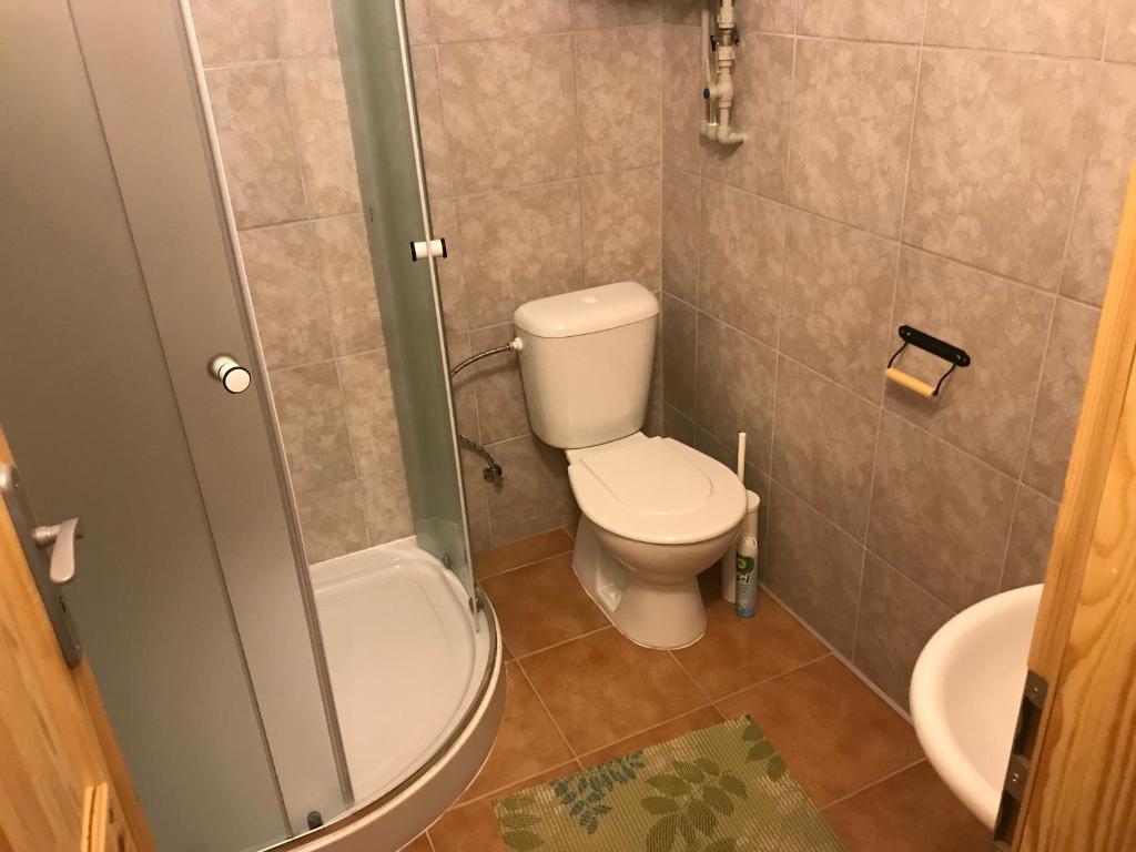 Koupelna v ubytování Statek u Potoka