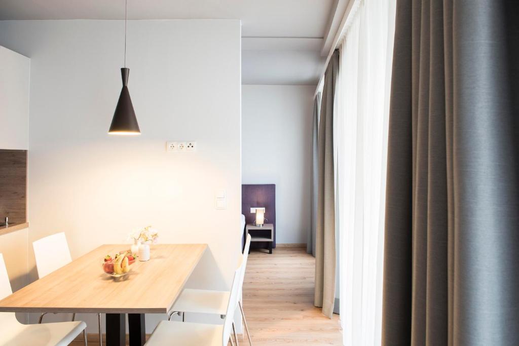 Daxburg Apartments - 10