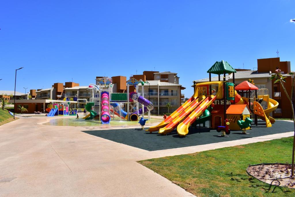 Parquinho infantil em Ilhas do Lago Eco Resort by WAM Experience