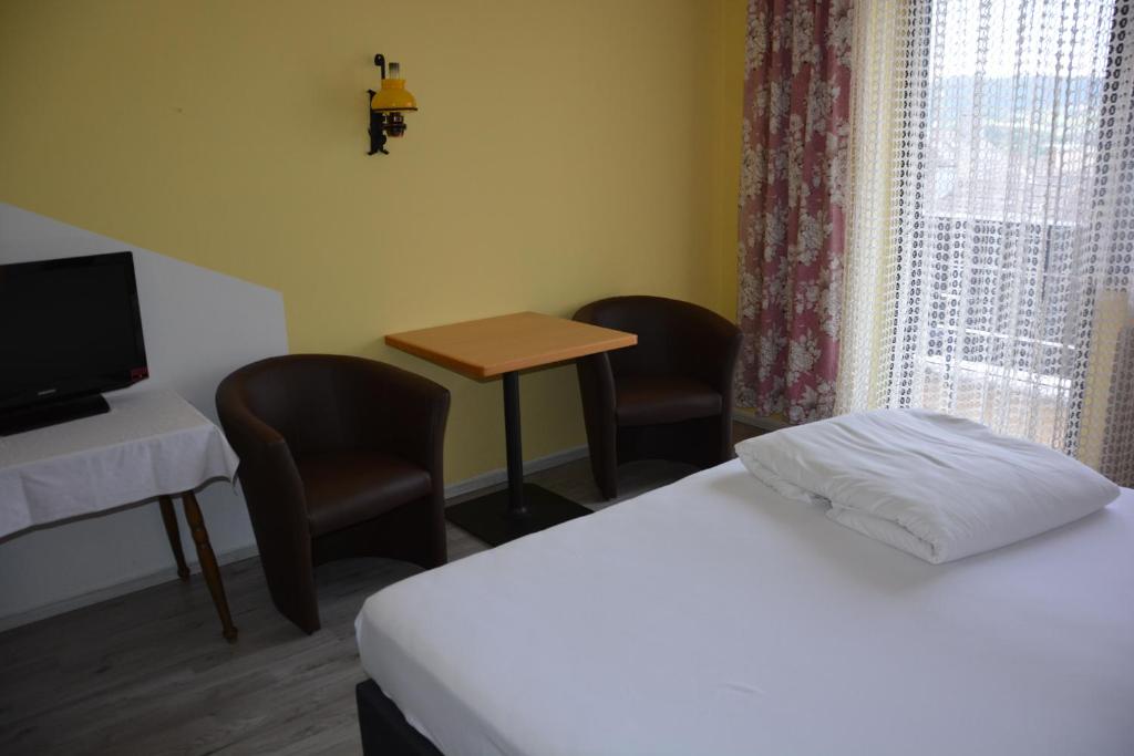 Televiisor ja/või meelelahutuskeskus majutusasutuses Hotel Böhmerwaldhof
