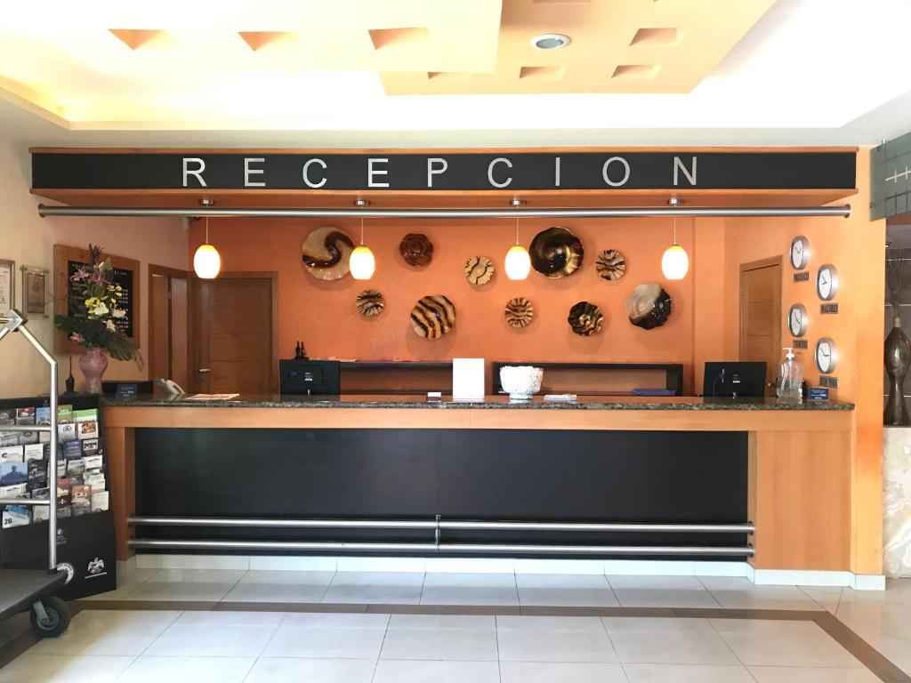Vstupní hala nebo recepce v ubytování Hostalia Hotel Expo & Business Class