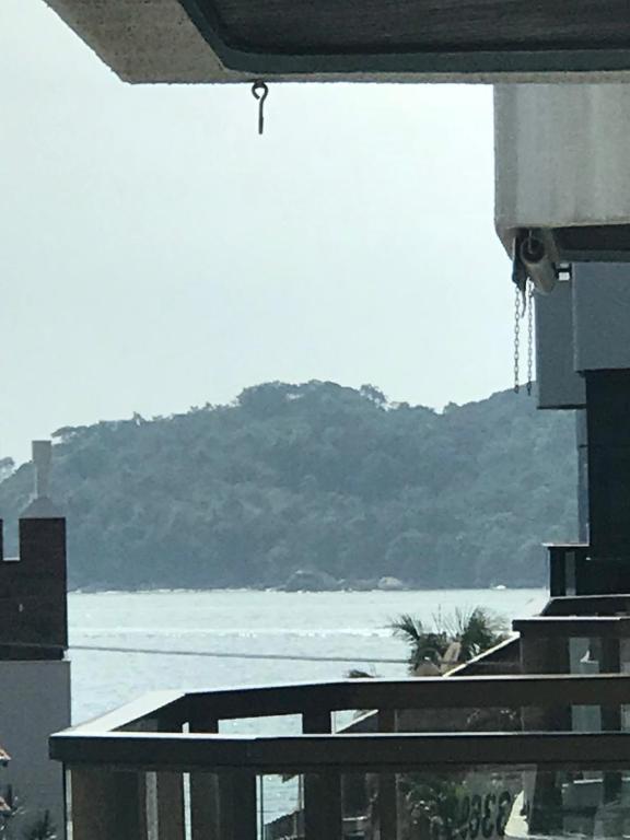 APARTAMENTO 3 DORMITÓRIOS NO CENTRO DE BOMBINHAS