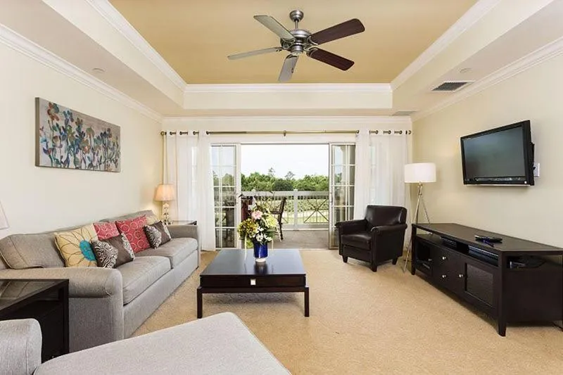 Centre Court Living, Kissimmee, Statele Unite ale Americii