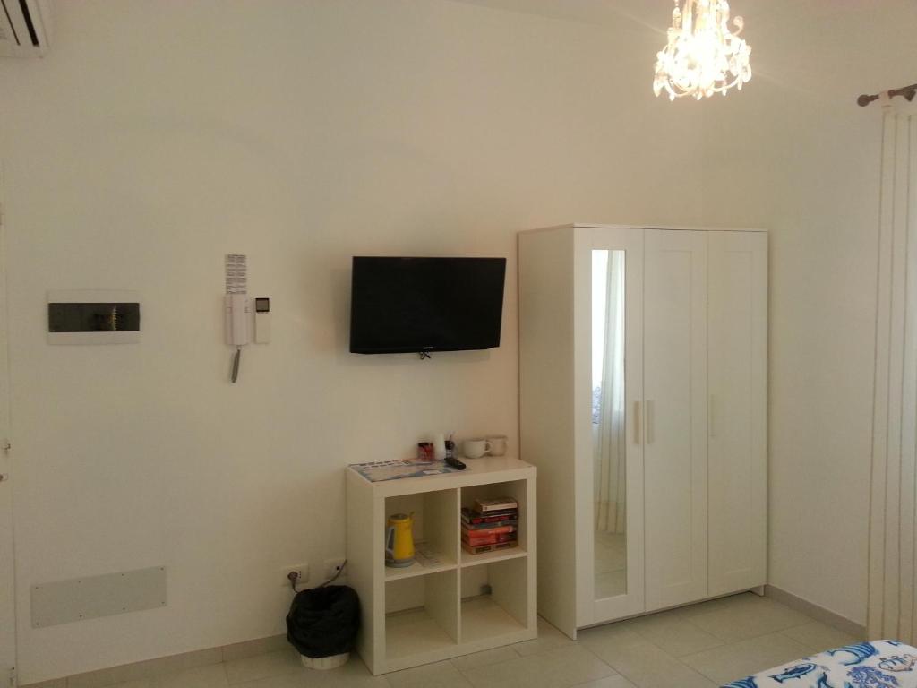 TV a/nebo společenská místnost v ubytování Fortino B&B Capri