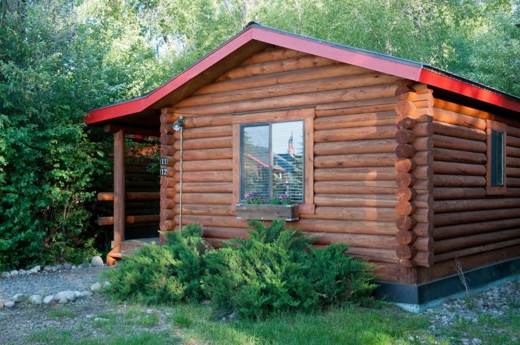 Teton Valley Cabins - Deluxe Double Room