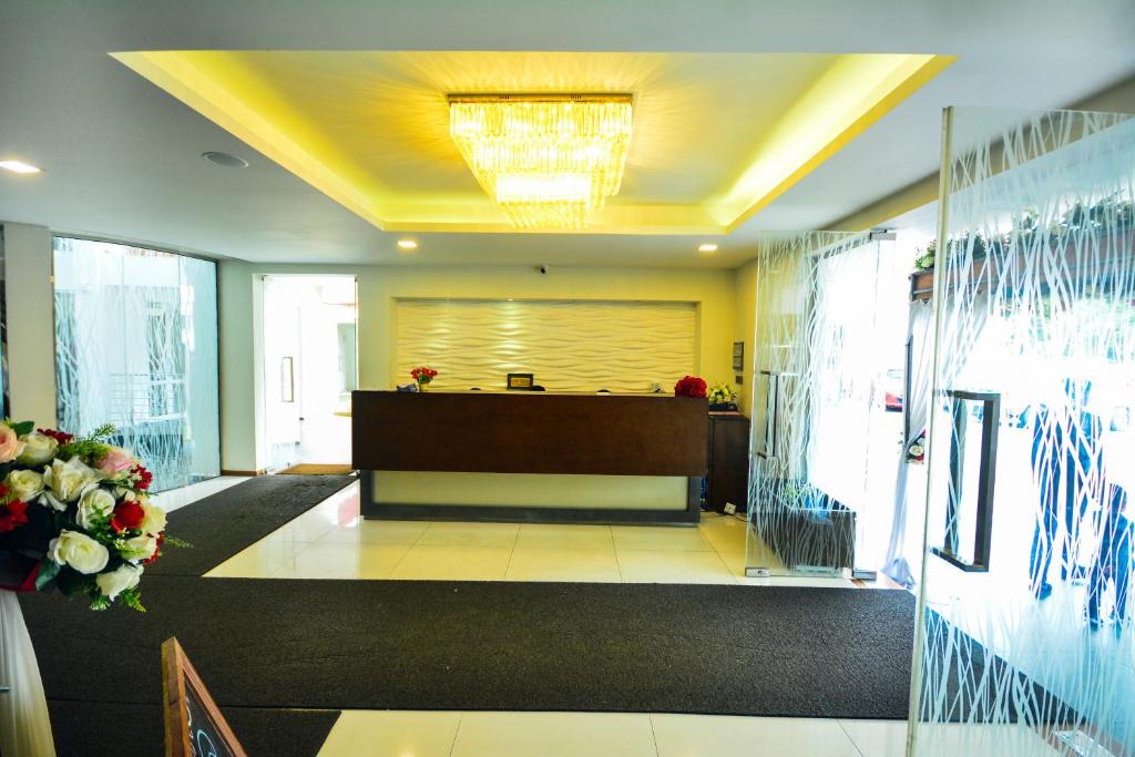 Fotografie z fotogalerie ubytování Kethumathee Hotel & Banquet v destinaci Ratnapura