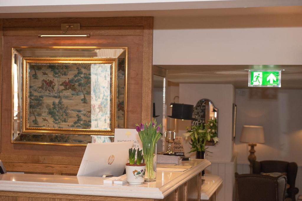 The Farrier - Resim 16