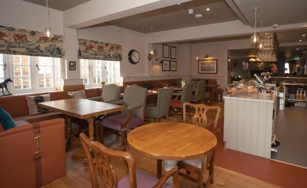 The Farrier - Resim 21