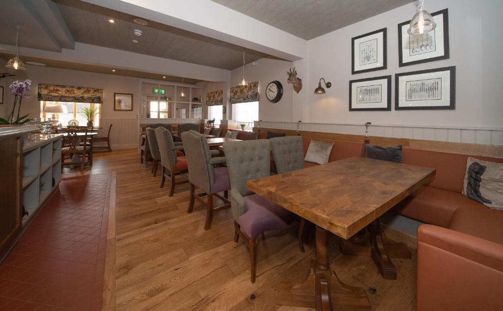 The Farrier - Resim 22