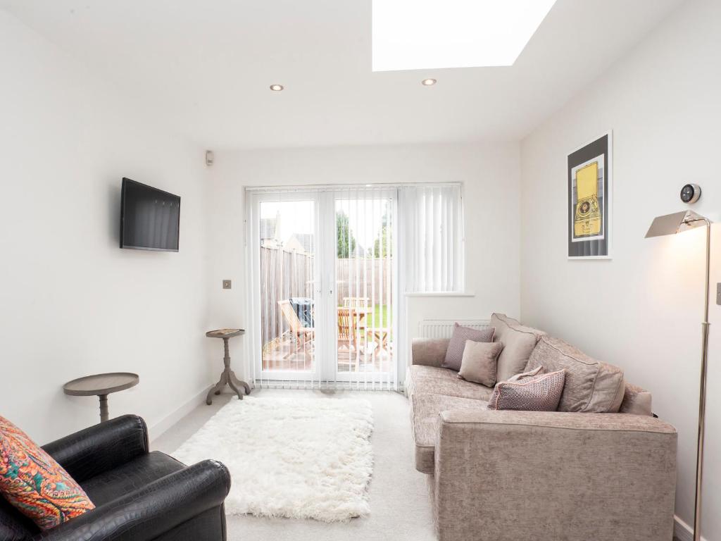White House Apartments-Free parking 1 car per apartment - Appartement De Deux Chambres