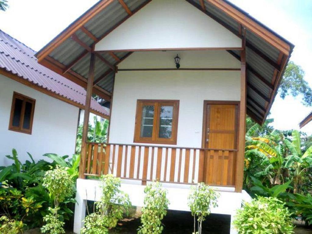 V-View Beach Resort - 2