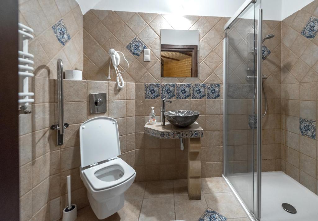Kúpeľňa v ubytovaní Góralski Dwór