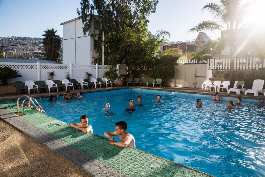 Bazén v ubytování Astoria Galilee Hotel nebo v jeho okolí