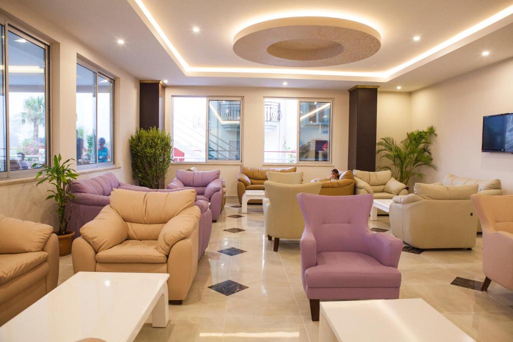 Posezení v ubytování Side West Park Hotel