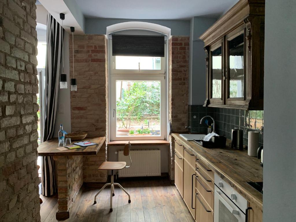 Brilliant Apartments - 17