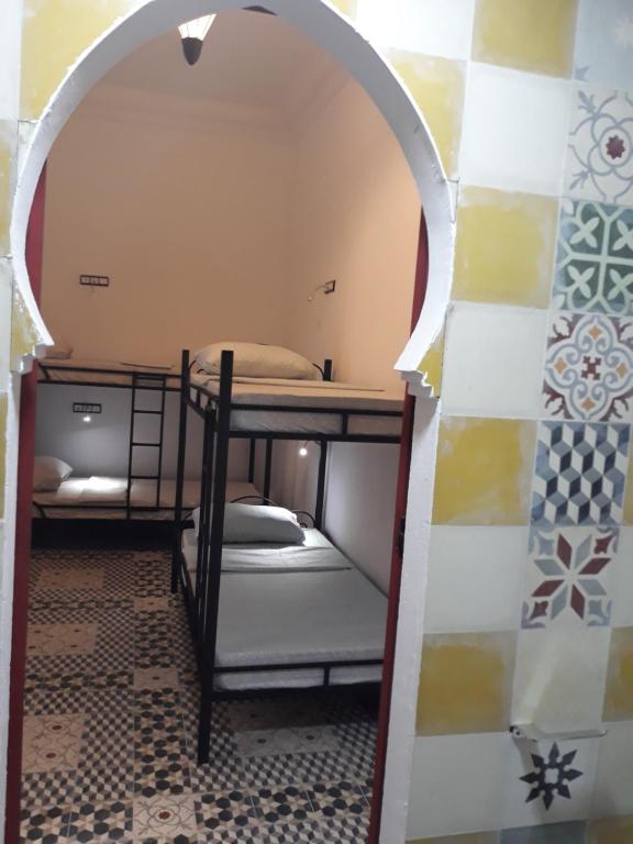 The Riad Hostel Tangier - Eenpersoonsbed In Slaapzaal Met 4 Bedden