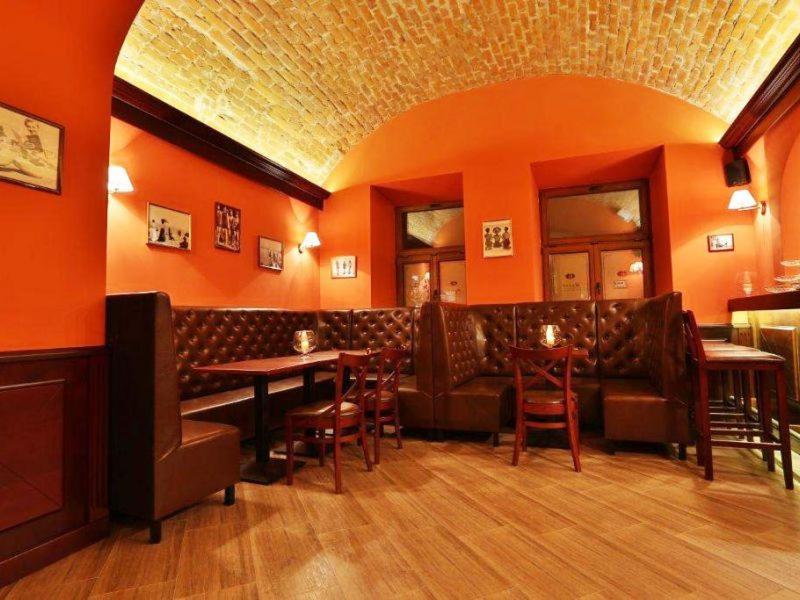 Hostel & Retro Pub Hostel & Retro Pub