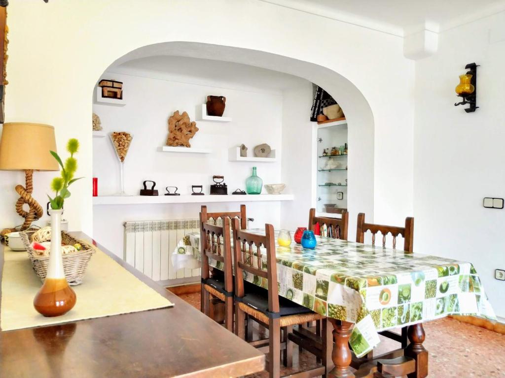 Posedenie v ubytovaní VACAY Apartamento Montgo, agradable jardin! en Costa Brava l'Escala!