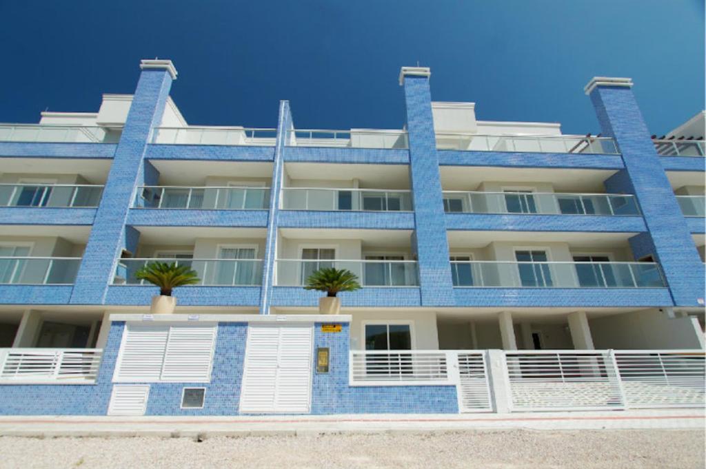 Apto próximo ao mar em Canto Grande