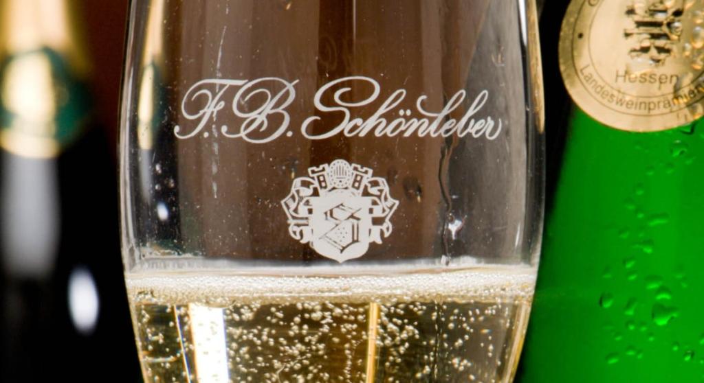 Nápoje v ubytování Wein- und Sekthaus F.B.Schönleber
