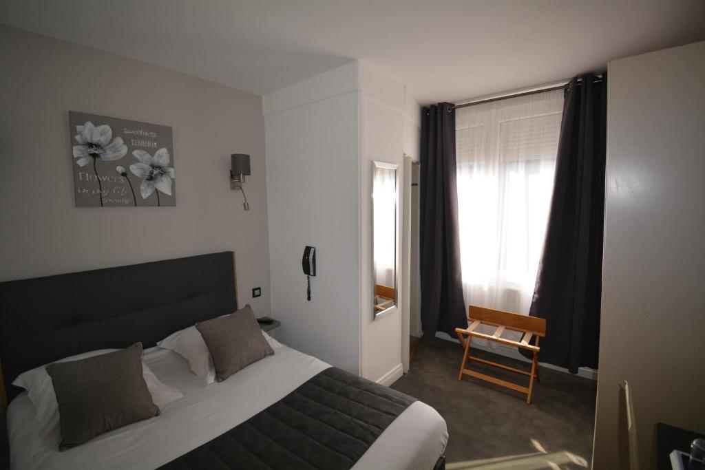 Hotel Le Saint-Yves - Habitación Individual Estándar