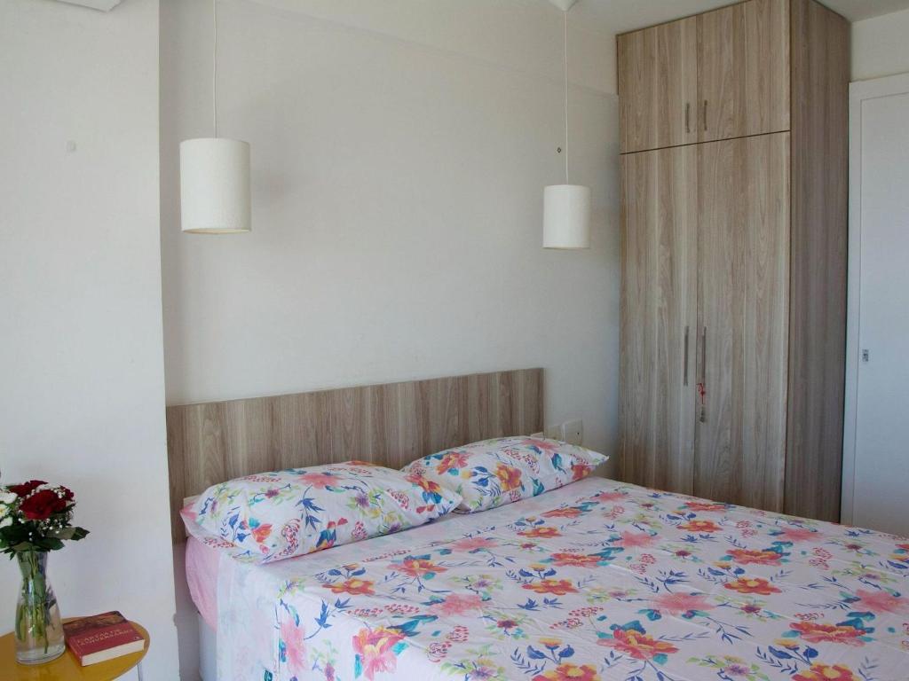 Lindo flat com 2 quartos vista total mar