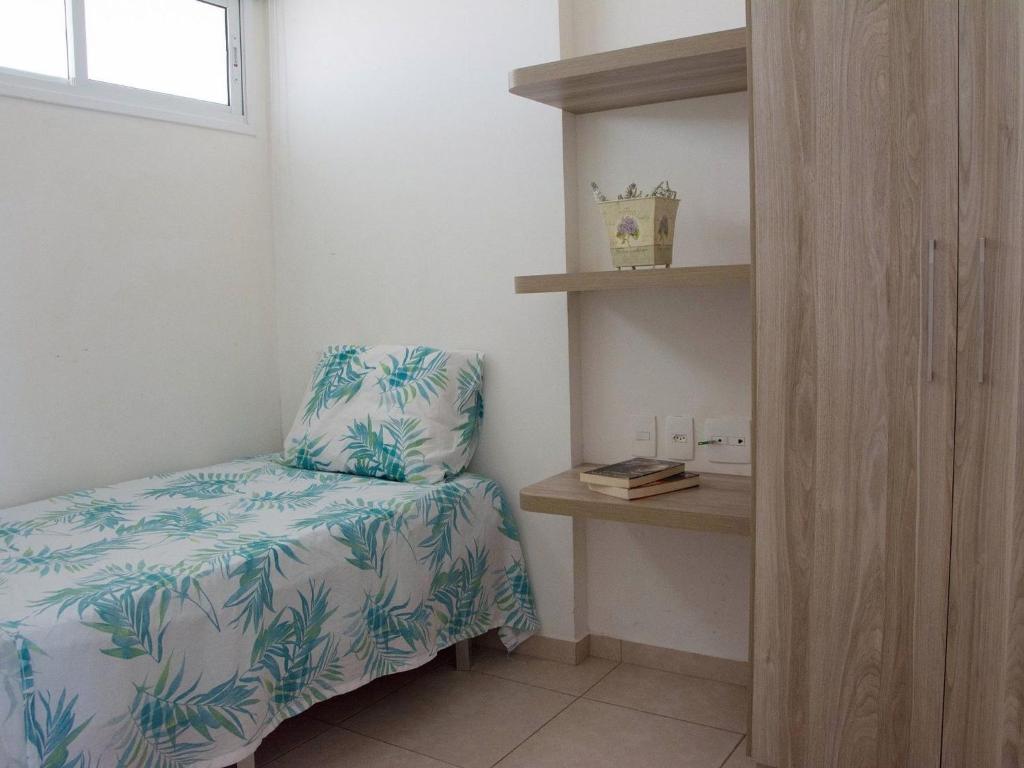  Lindo flat com 2 quartos vista total mar