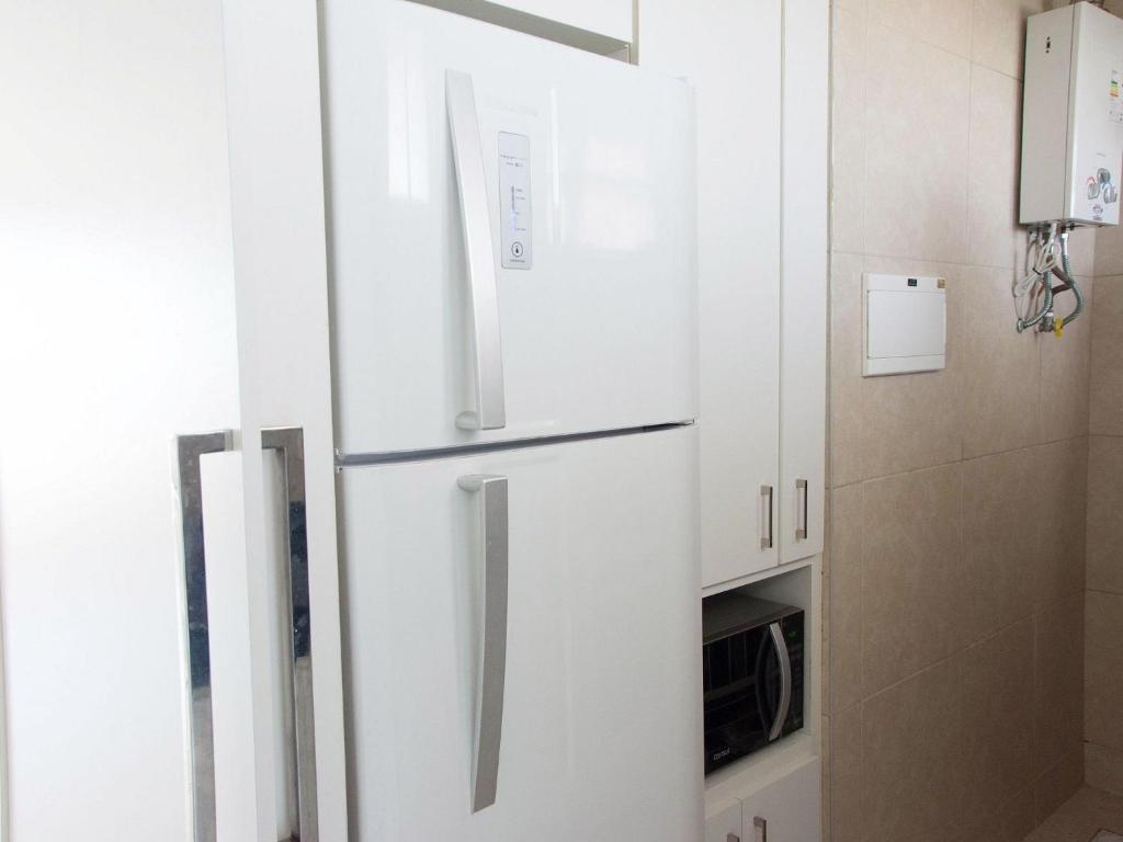  Lindo flat com 2 quartos vista total mar