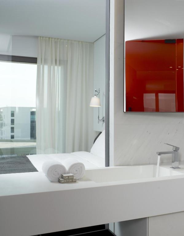 The Met Hotel Thessaloniki, a Member of Design Hotels - Deluxe Twin Room