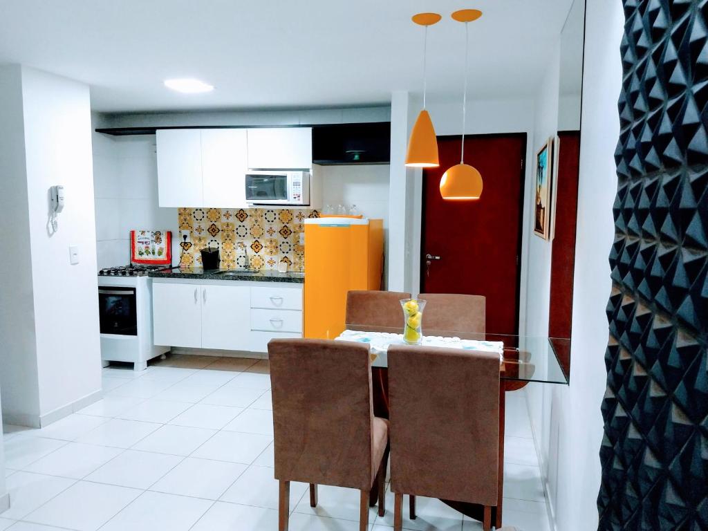  Confortável apartamento com piscina 300mt da praia