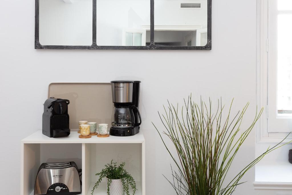 Příslušenství pro přípravu čaje a kávy v ubytování Casa Cosi - Eixample 5