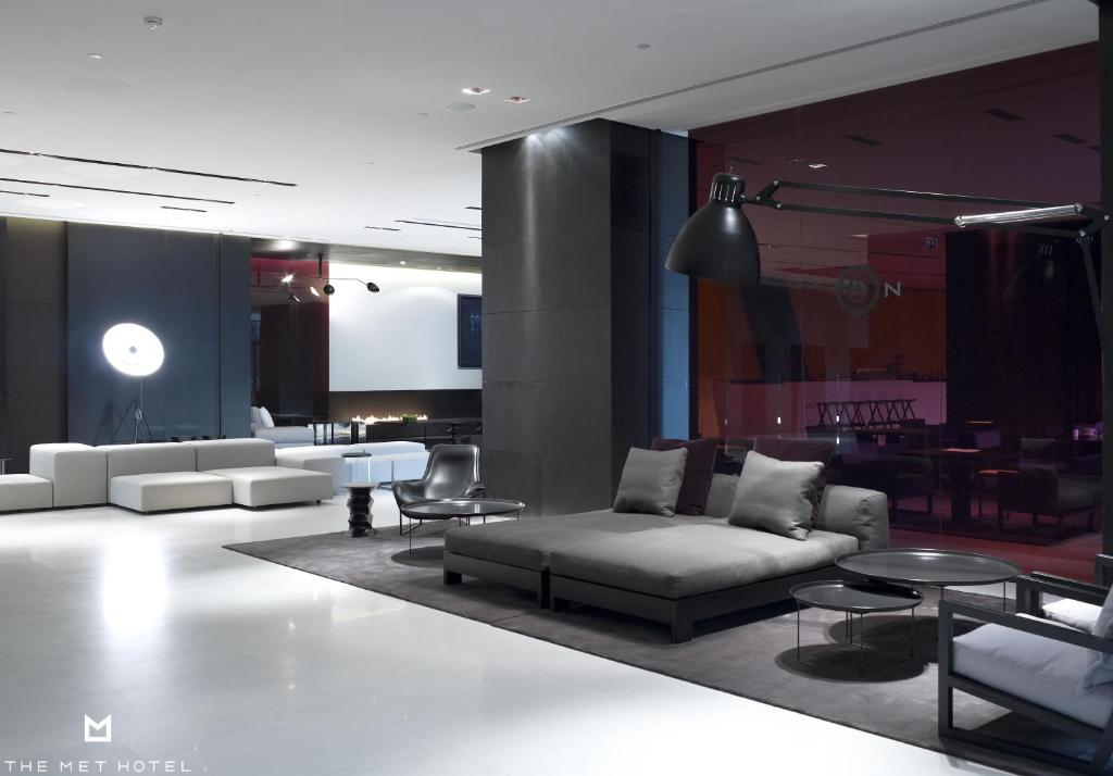 Posezení v ubytování The Met Hotel Thessaloniki, a Member of Design Hotels