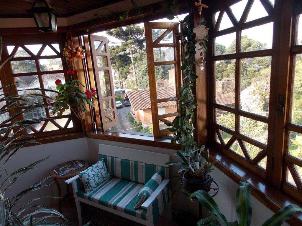  Apto 6 pessoas prox Rua Coberta