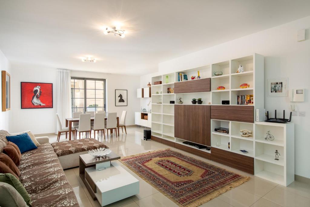 Belmonte Heights - Luxury 3 Bedroom Apartment 휴식 공간