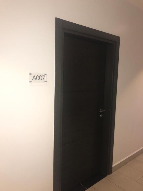 A007 Embassy Gardens Studio Apartm - Wohnung Mit Einem Schlafzimmer