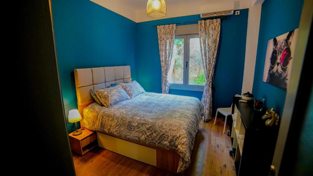 Posteľ alebo postele v izbe v ubytovaní D16 Athens Apartment - 5' mins to Petralona Metro