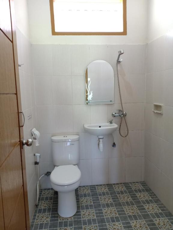 Rosalina Homestay - Quarto Duplo Ou Twin Com Casa De Banho Privativa