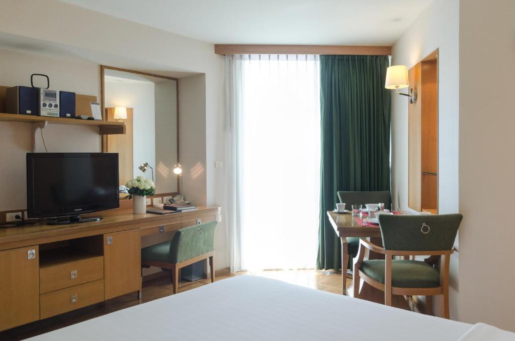 AT EASE saladaeng by AETAS - Resim 12