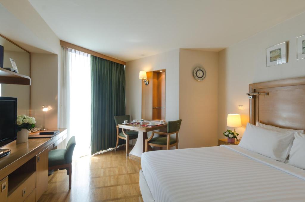 AT EASE saladaeng by AETAS - Resim 13