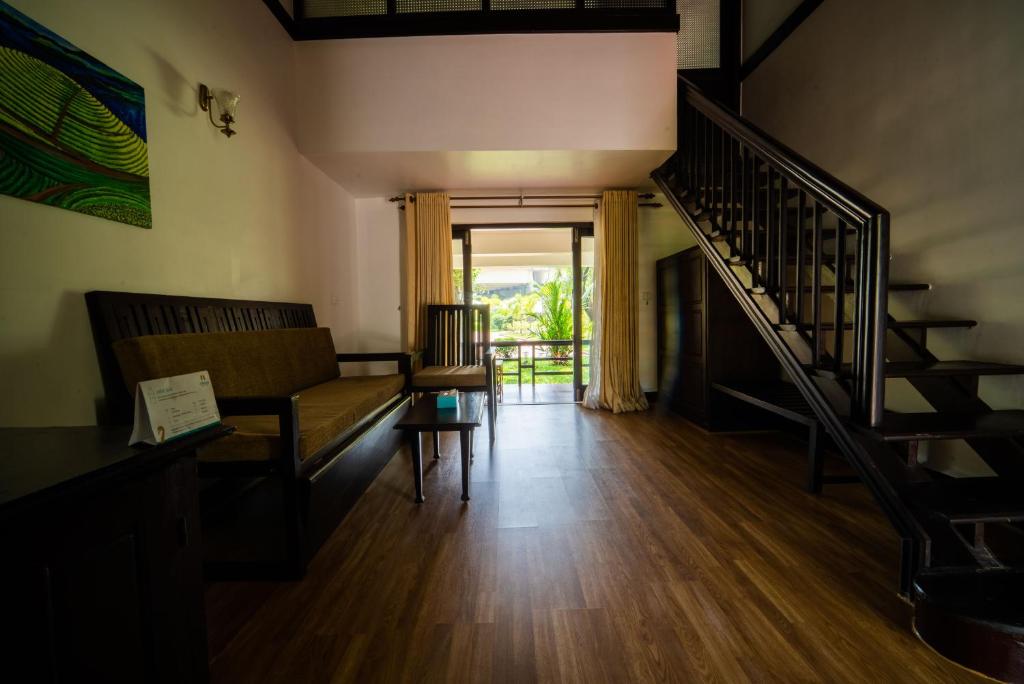 Posezení v ubytování Nihara Resort and Spa Cochin