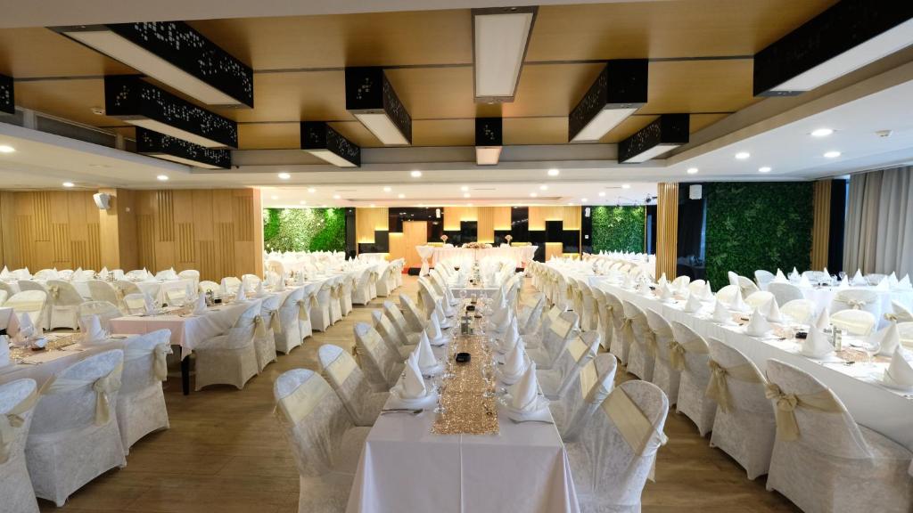 Restaurace v ubytování Hollywood Hotel