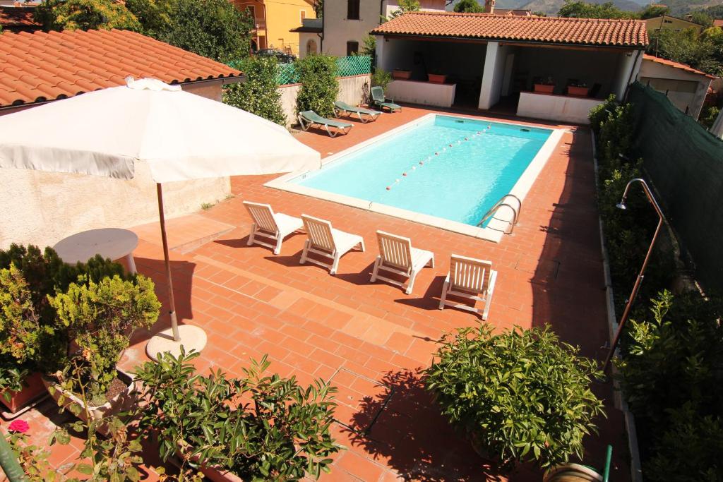 Bazén v ubytování Hotel Boni Cerri nebo v jeho okolí