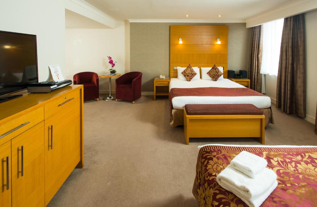 The Park City Grand Plaza Kensington Hotel - Resim 7