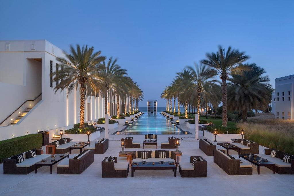 Bazén v ubytování The Chedi Muscat nebo v jeho okolí